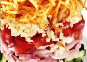 Картофельный салат с ветчиной